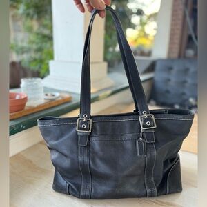 COACH VTG Hamptons Black Leather Tote Bag